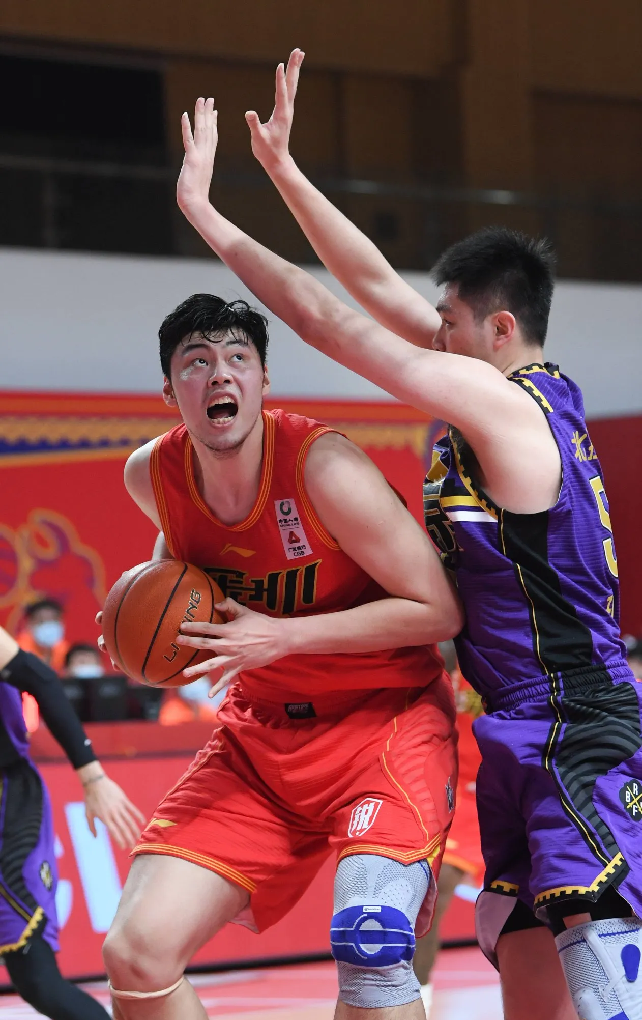 赛前突围战来临;山东男篮围绕全明星赛篮板制胜;质疑声仍在;球探报告显示潜力的简单介绍 赛前突围战来临;山东男篮围绕全明星赛篮板制胜;质疑声仍在;球探报告显示潜力的简单介绍