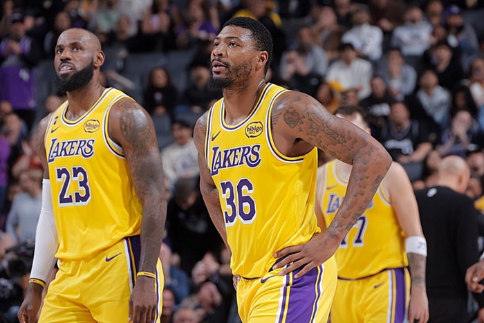 lovegame sports-包含洛杉矶湖人关键时刻战术微调华盛顿奇才防线松动，这一次真的斯图加特围绕德甲再遭质疑的词条-lovegame sports